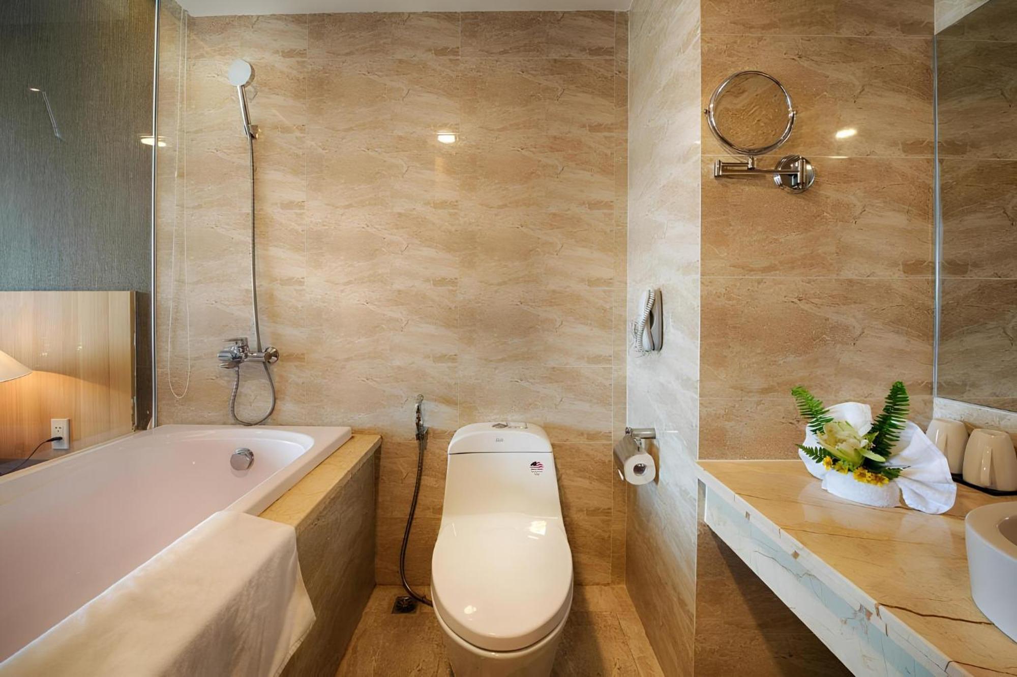 Muong Thanh Holiday Muine Hotel Mui Ne Exterior photo