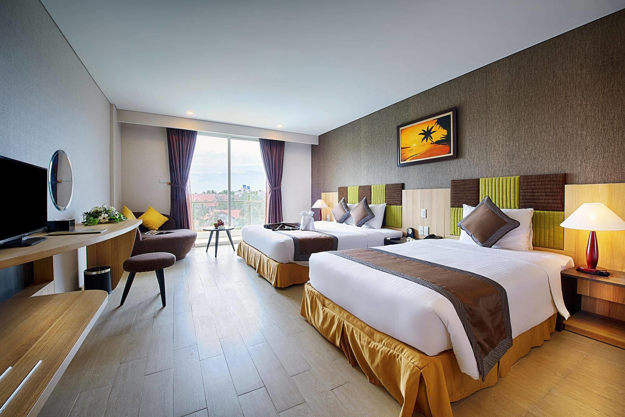 Muong Thanh Holiday Muine Hotel Mui Ne Exterior photo